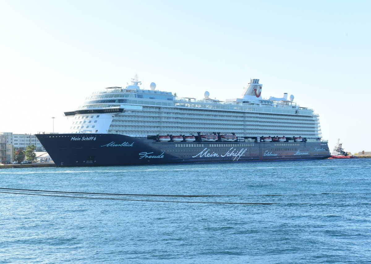 Mein Schiff.jpg