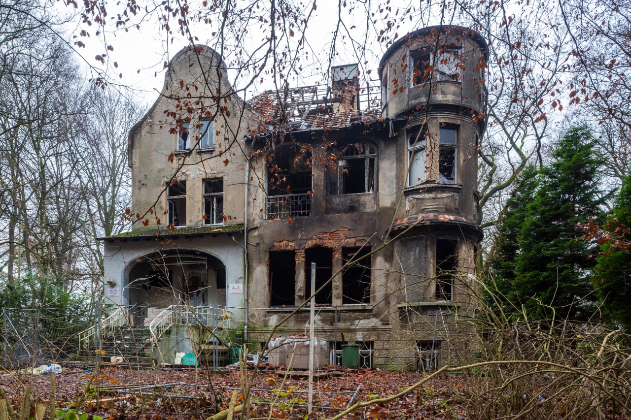 Das „Horror-Hotel“ in Oberhausen wird abgerissen.