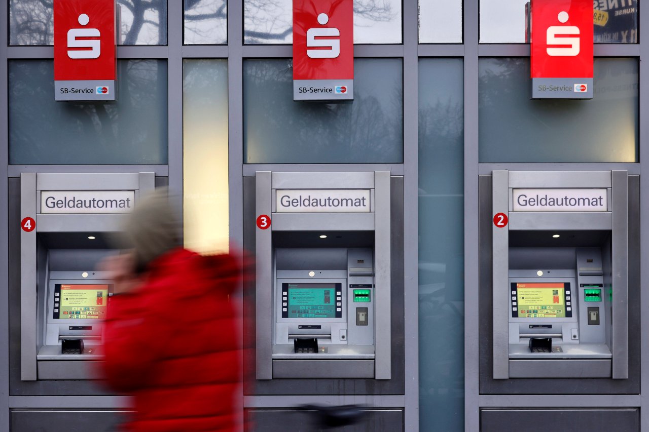 Sparkasse: Moderne Geldautomaten – DAS Erwartet Die Kunden Bald ...