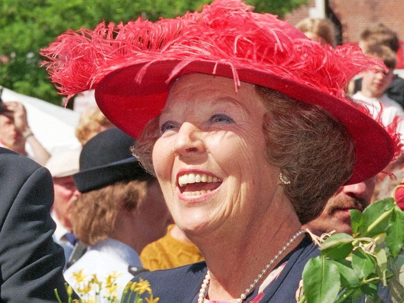 Eine Frau, viele Hüte: Königin Beatrix fällt immer wieder durch die Wahl ihres Kopfschmucks auf.