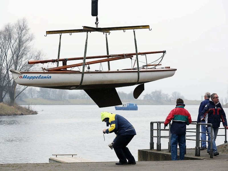 Die Freizeitveranstalter in Witten mußten lange auf die Saisoneröffnung warten;wir  befragten einige am samstag, dem 06.04.2013 . Kemnader SeeFoto: Walter / WAZ FotoPool