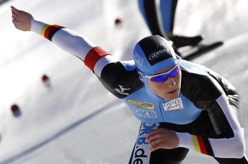 Germany's Claudia Pechstein skates in the Women's 1500M competition during the März 2006: Bei der Mehrkampf-WM in Calgary holt sie Silber hinter Cindy Klassen. Januar 2007: Platz fünf bei der EM in Klobenstein war ihr schlechtestes EM-Ergebnis seit 14 Jahren. März 2007: Pechstein gewinnt 5000-m-Silber bei der Einzelstrecken-WM in Salt Lake City, verliert aber nach fünf Jahren ihren Weltrekord an die Tschechin Martina Sablikova.