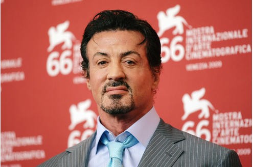 Sylvester Stallone sieht heute weniger männlich aus als zu seinen Rambozeiten