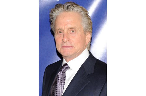 Auch Schauspieler Michael Douglas hat etwas gegen seine Falten unternommen.