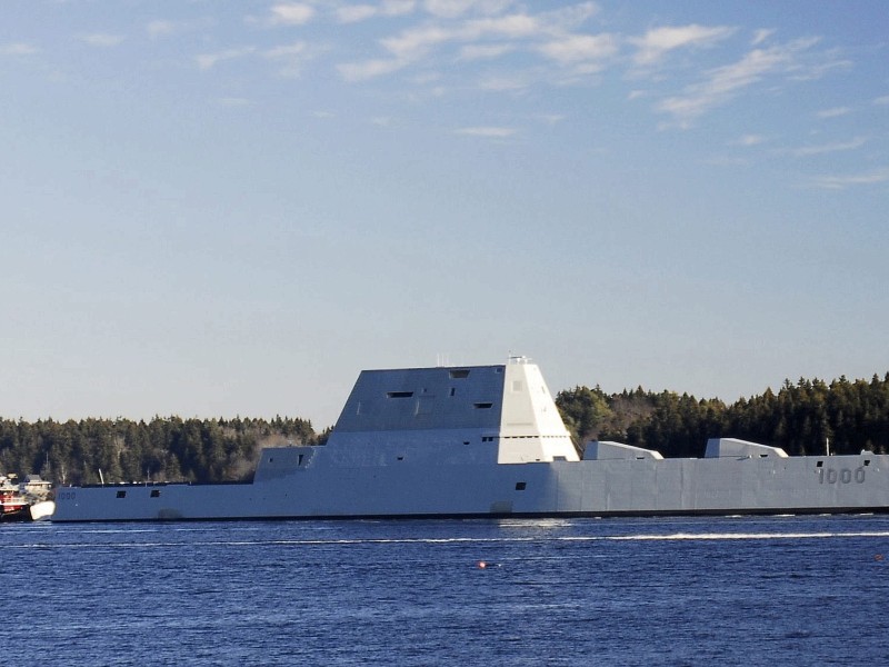 ...doch nach einer Kostenexplosion schrumpfte die Zahl auf drei. Das Schiff der Zumwalt-Klasse kostet 4,4 Milliarden US-Dollar. 