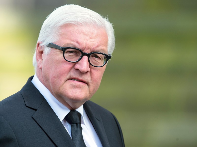 Zu ihnen zählte auch Außenminister Frank-Walter Steinmeier (SPD), der vor...