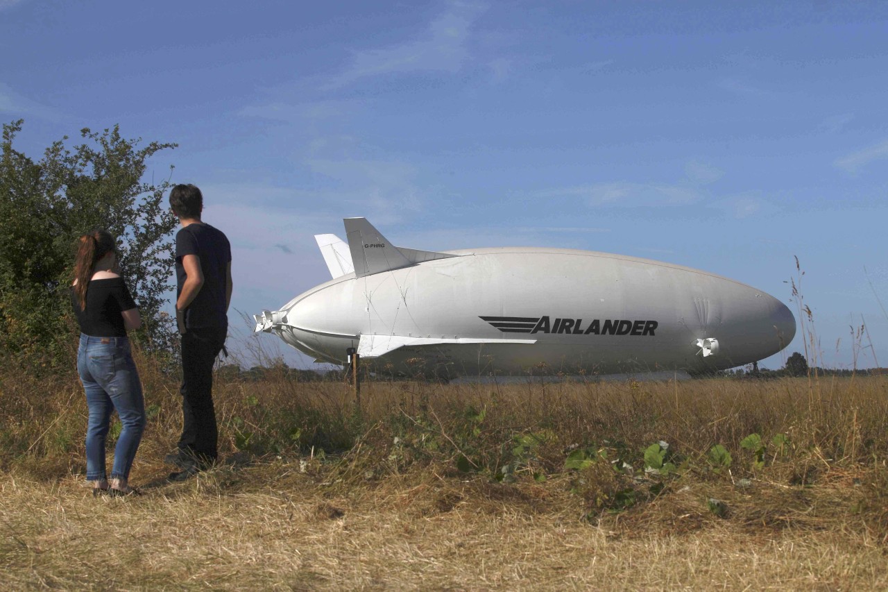 Der Zeppelin-Hybrid in der Seitenansicht.