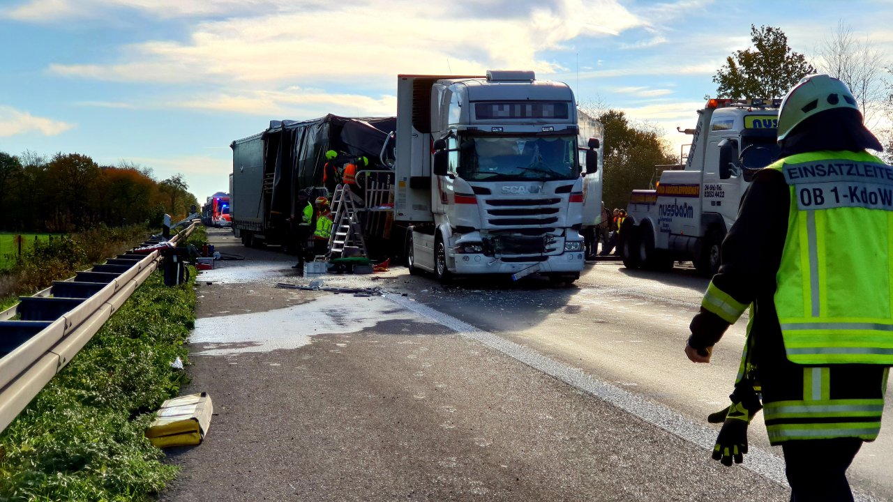 Vollsperrung Auf Der A3 Bis In Den Abend: Gleich Zwei Schwere Lkw ...