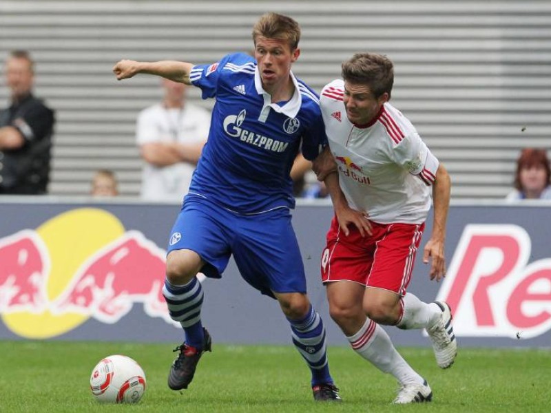 ...und wechselt zum dänischen Erstligisten Silkeborg IF. Pourie war bisher nur in der Schalker Reserve zum Einsatz gekommen.