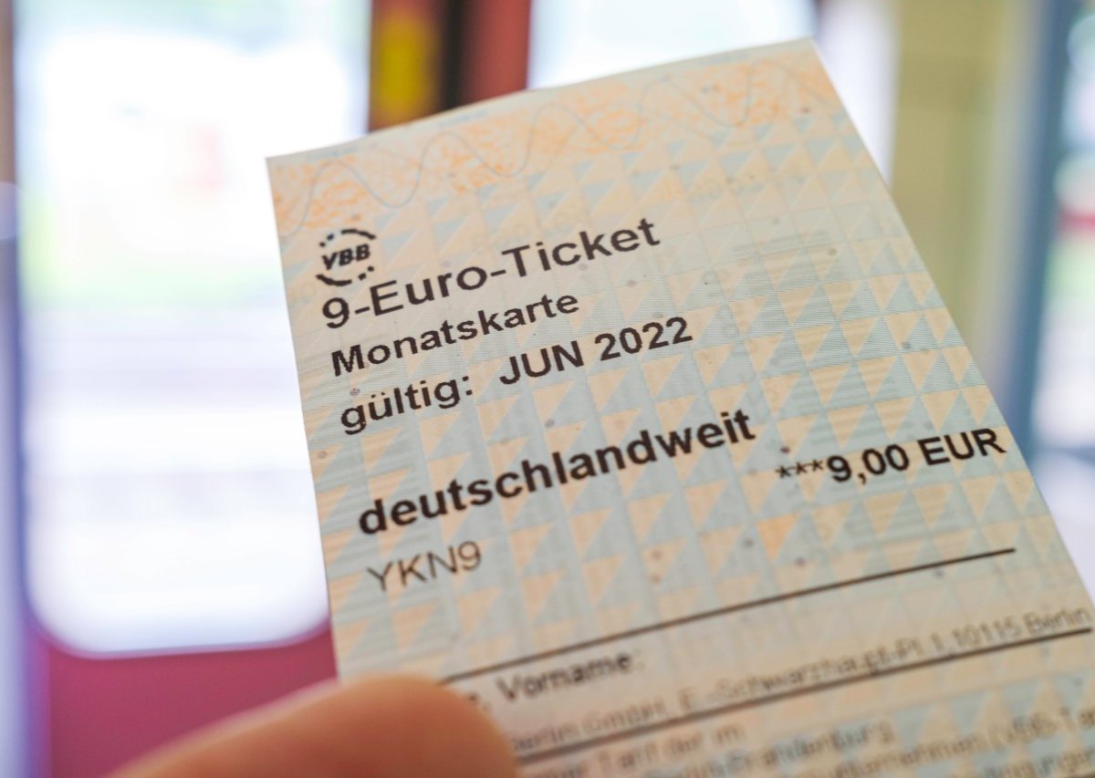 9-Euro-Ticket.jpg