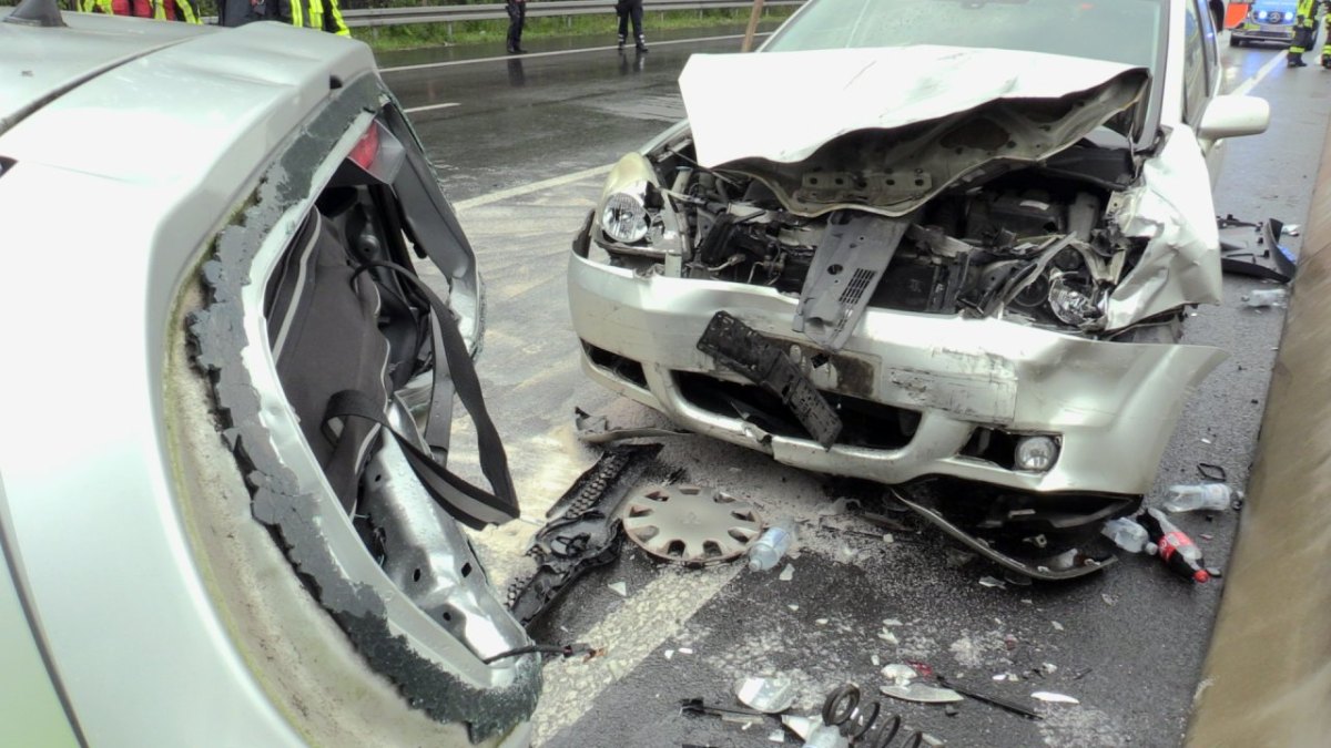 A3 bei Düsseldorf: Zehn Verletzte, das ist die Bilanz eines Unfalls auf der Autobahn bei Langenfeld.