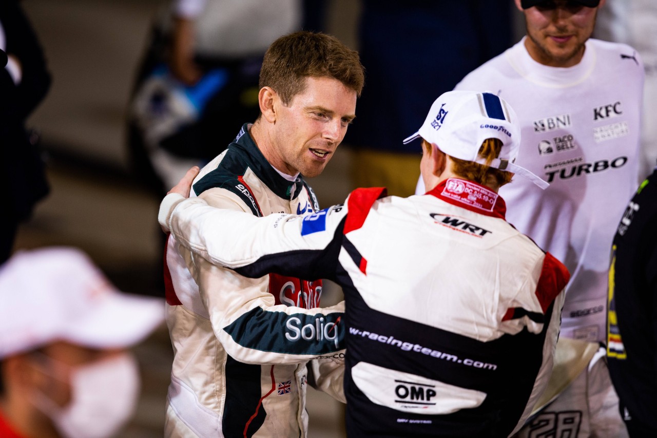 Ex-Formel-1-Pilot Anthony Davidson (Mitte) ist sich sicher: Lewis Hamilton ist hochmotiviert.