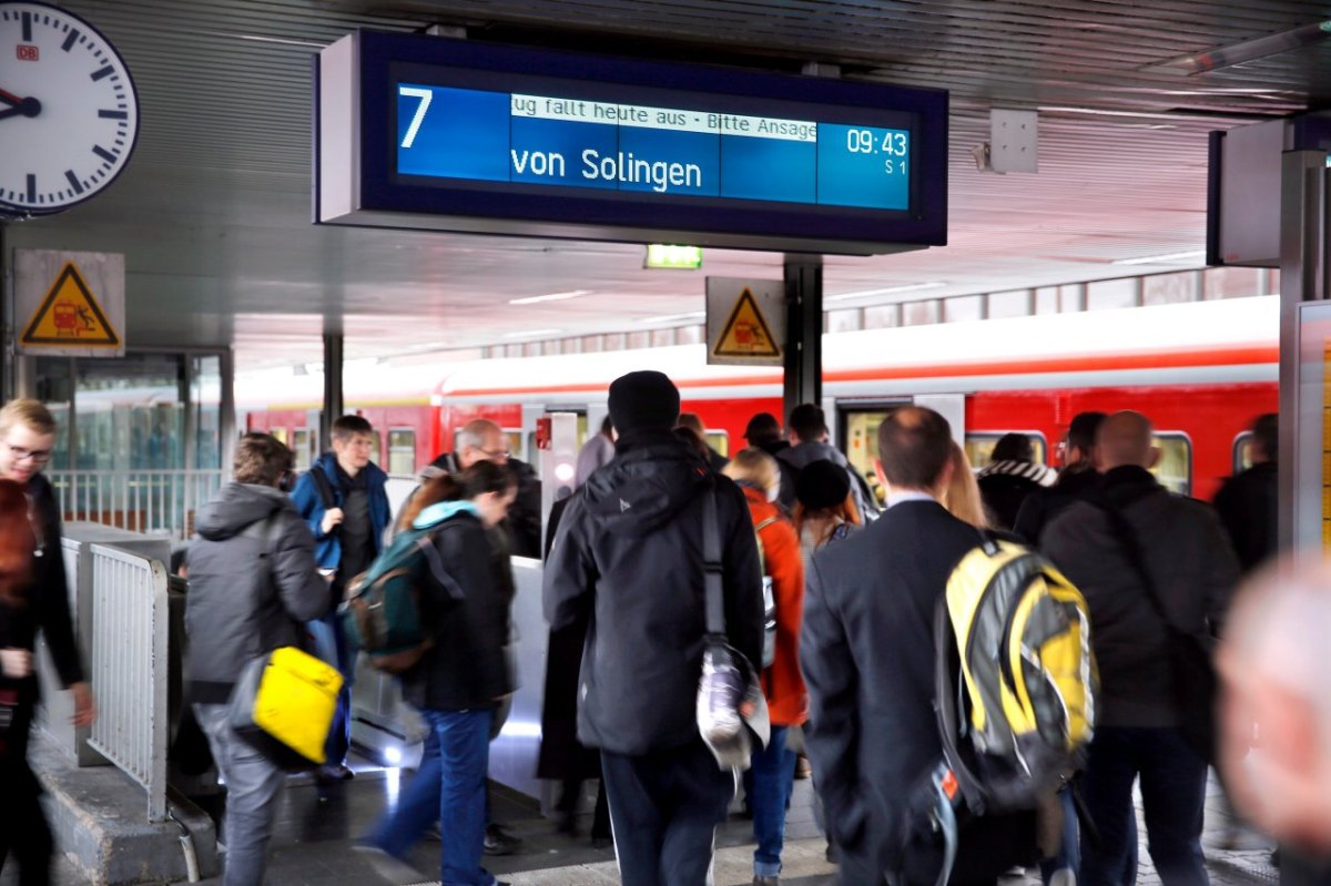 Bochum Hauptbahnhof s1.jpg