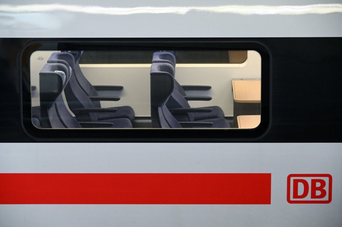 Deutsche Bahn.jpg