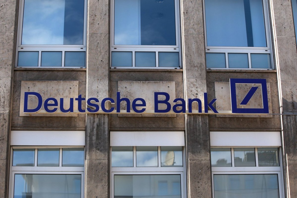 Deutsche Bank Filiale.jpg