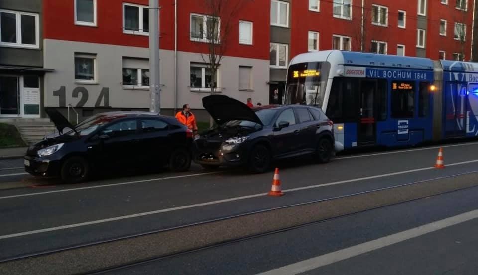 Feuerwehr-Bochum-Unfall.jpg