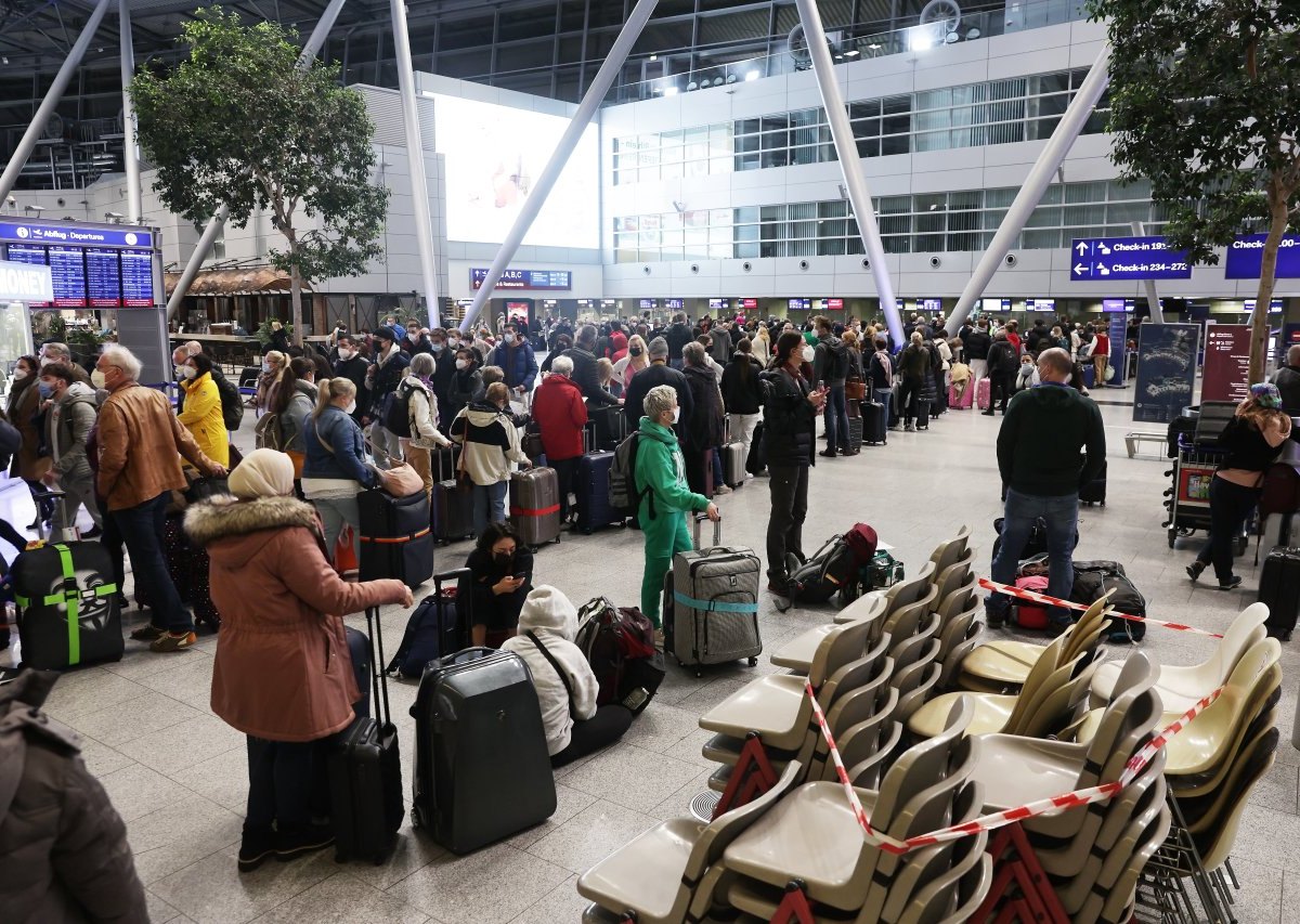 Flughafen_DÃ¼sseldorf.jpg