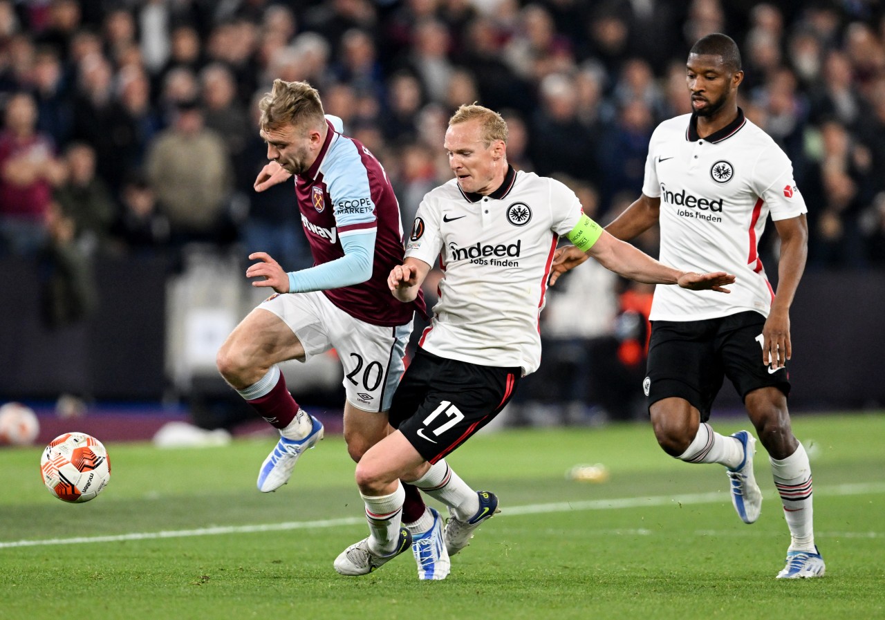 Frankfurt setzt sich gegen West Ham durch – das Ergebnis gerät in den Hintergrund.