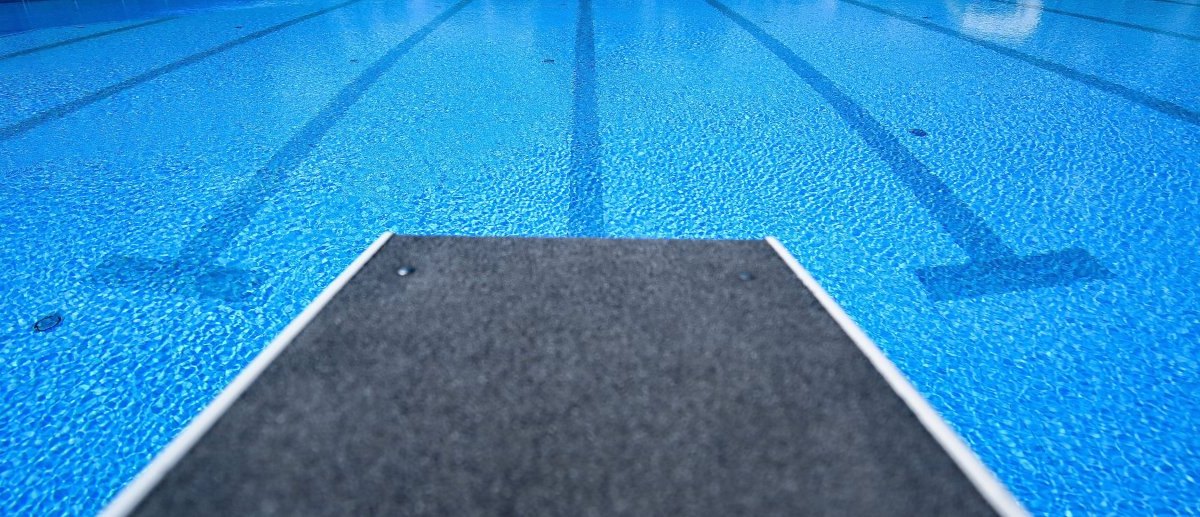 Gelsenkirchen Substanz im Schwimmbad baden Freibad Jahnbad Polizei