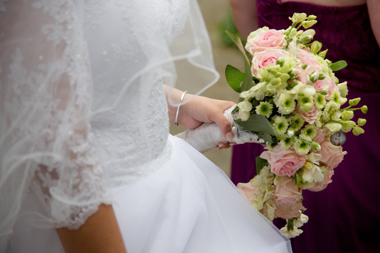 Hochzeit: Braut fällt aus allen Wolken, als sie DAS von ihrem künftigen Schwager erfährt (Symbolbild). 