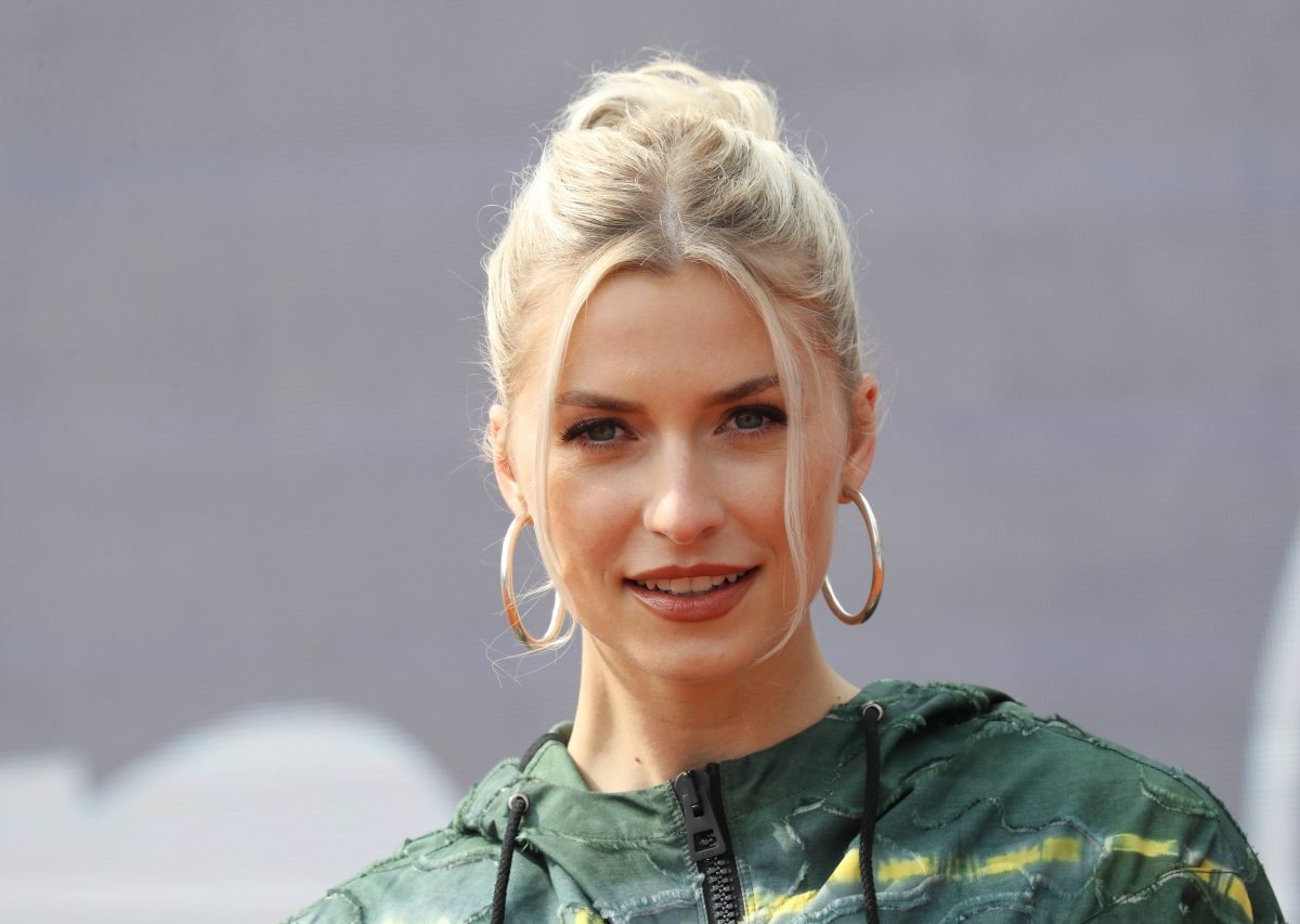 Lena Gercke_IMAGO Sammy Minkoff.jpg