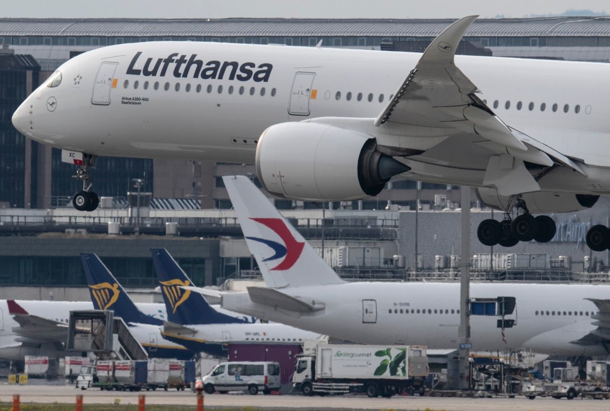 Lufthansa.jpg