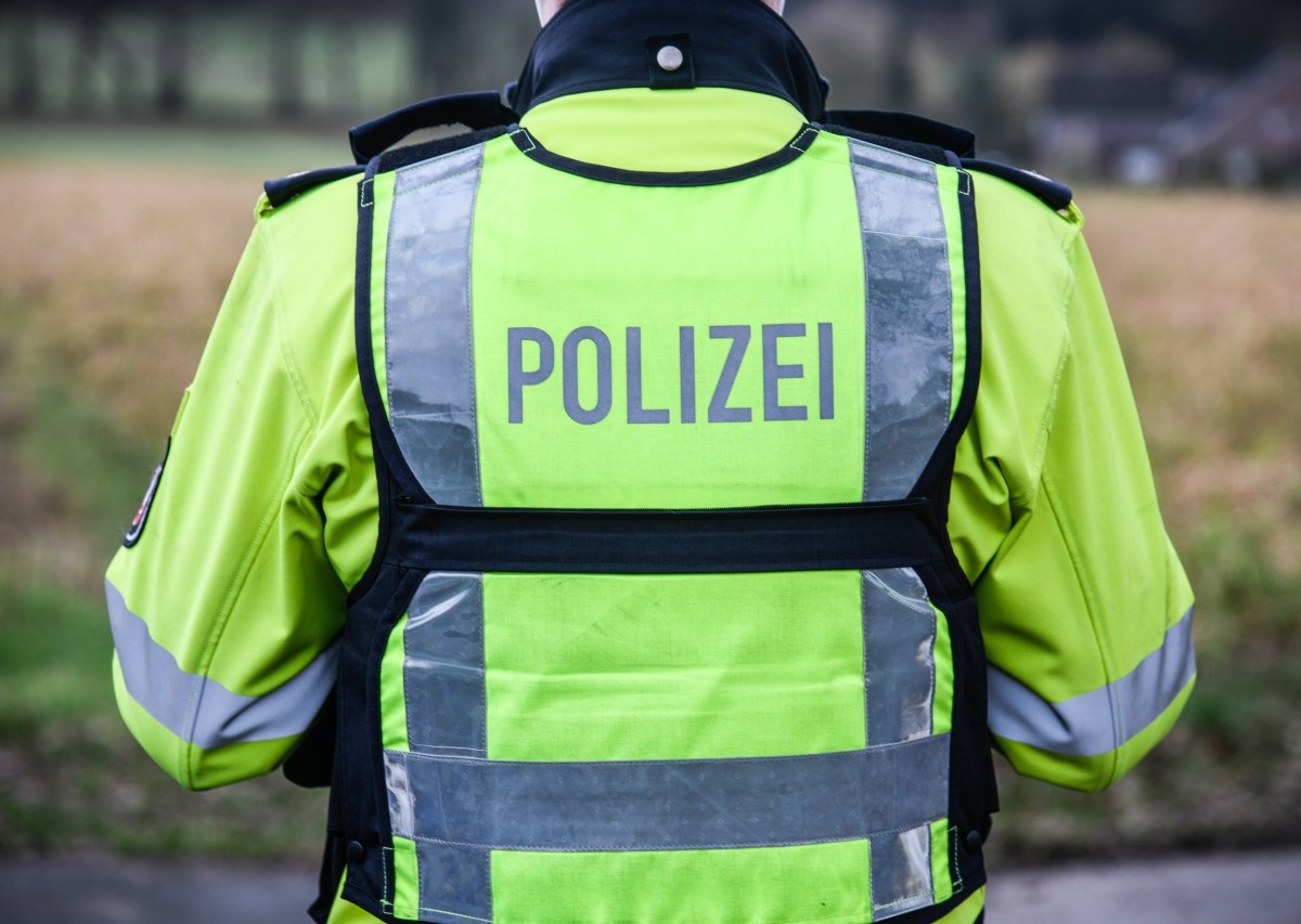 Die Polizei ermittelt nun gegen den Besitzer und eine Frau wegen Tierquälerei. (Symbolbild)