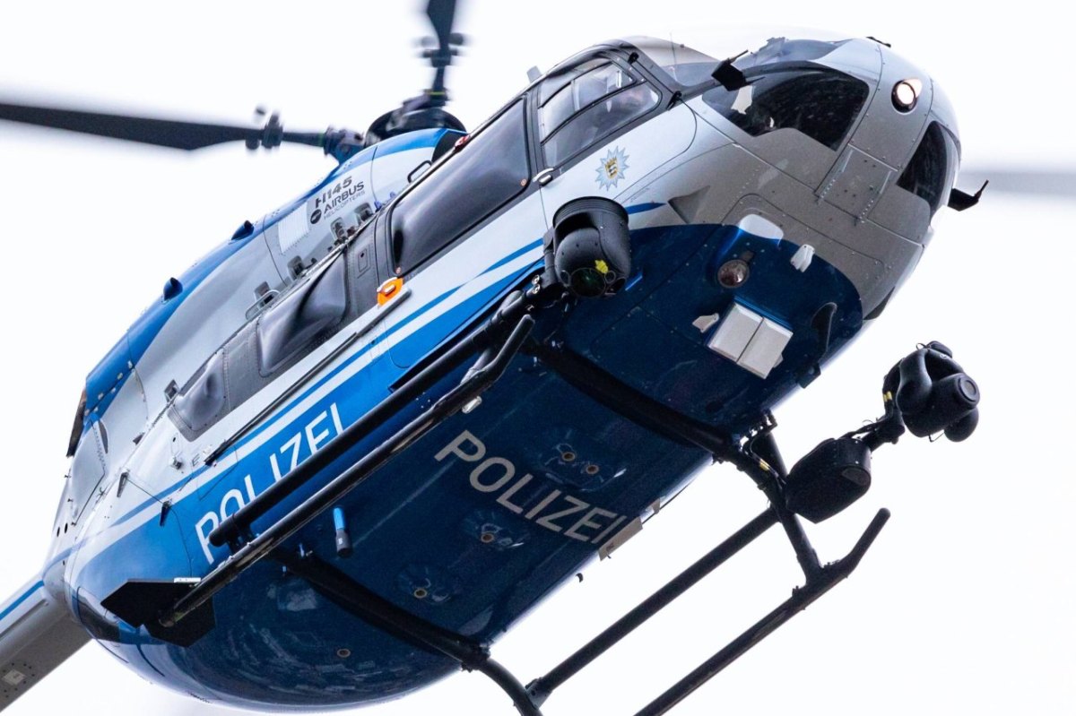 Polizeihubschrauber_Duisburg.jpg