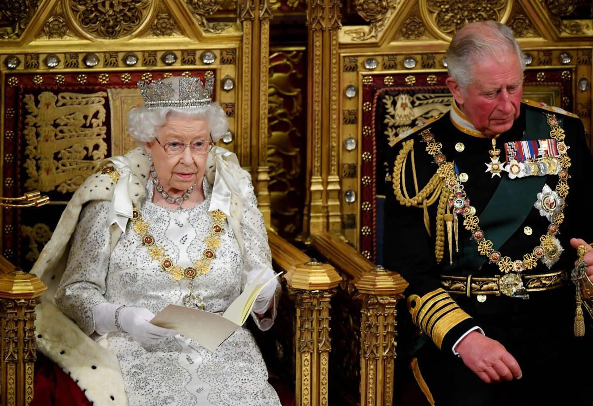 Queen Elizabeth II. Prinz Charles.jpg