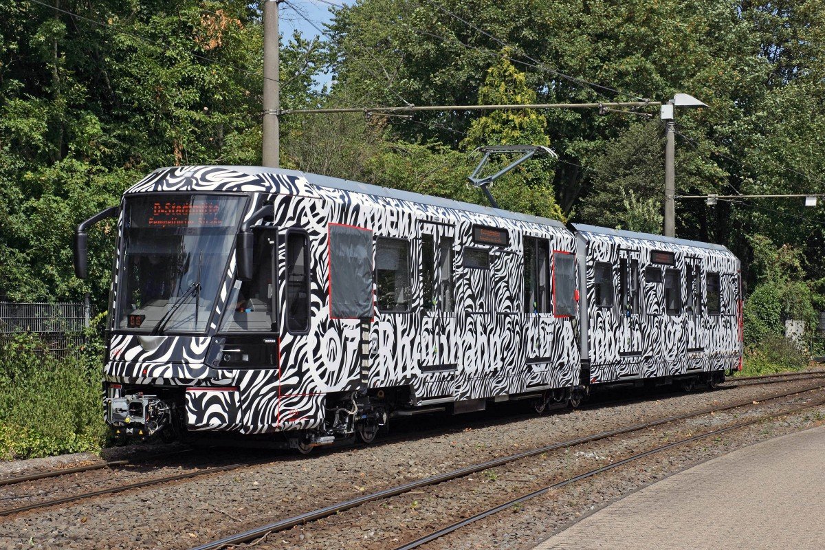 Rheinbahn Erlkönig HF6 Foto Rheinbahn.jpg