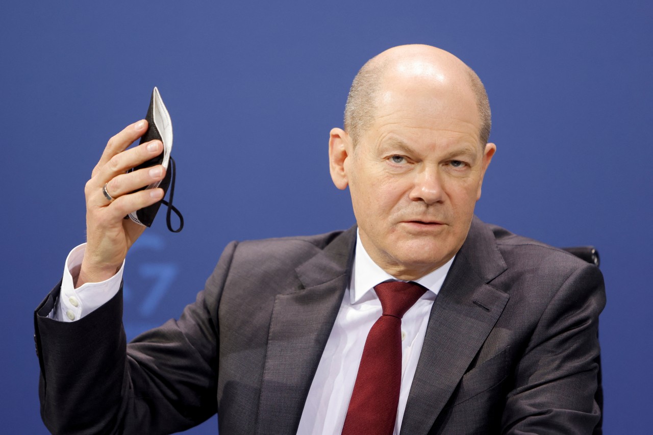 Olaf Scholz auf der Pressekonferenz nach dem Corona-Gipfel. 