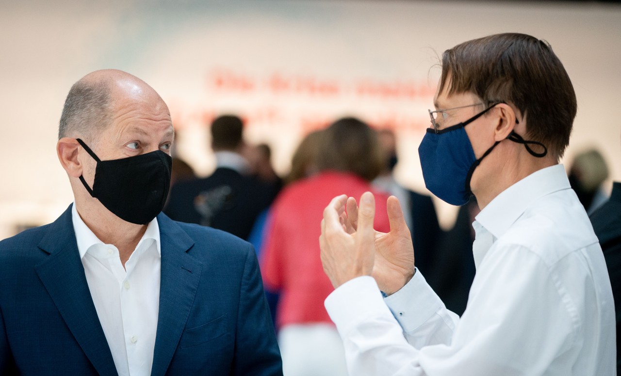 Karl Lauterbach und Olaf Scholz: Werden sie bald zusammen in der Bundesregierung sitzen. 