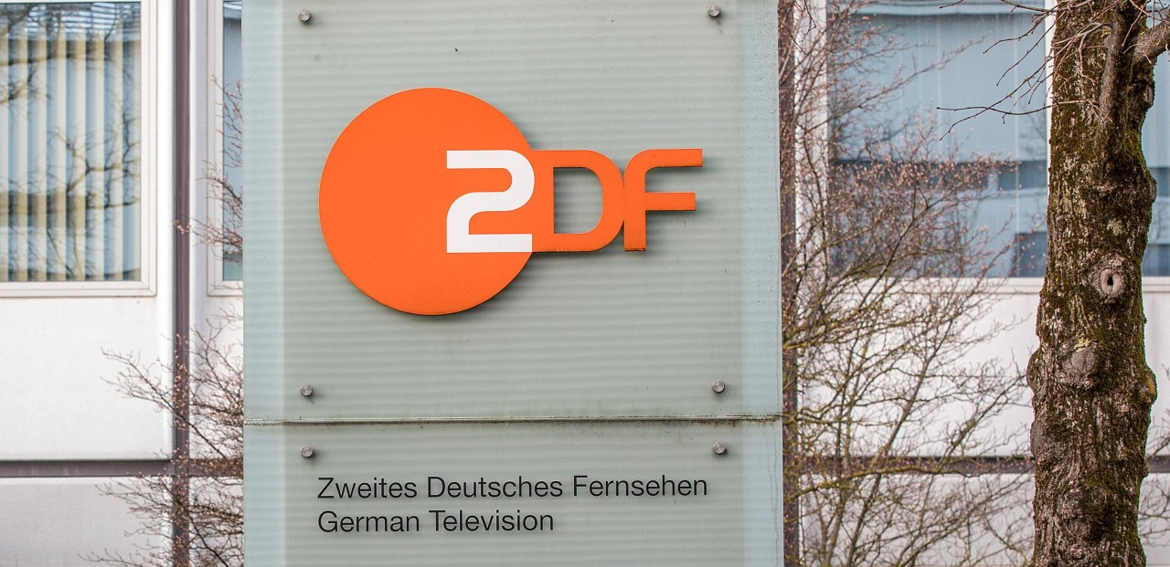 ZDF-Chefredakteur äußert seine Sorgen um Reporter in Moskau.