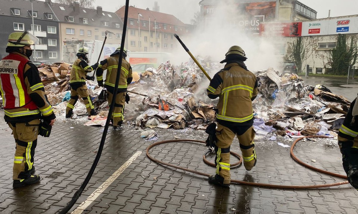 brand waschanlage rüttenscheid essen.jpg