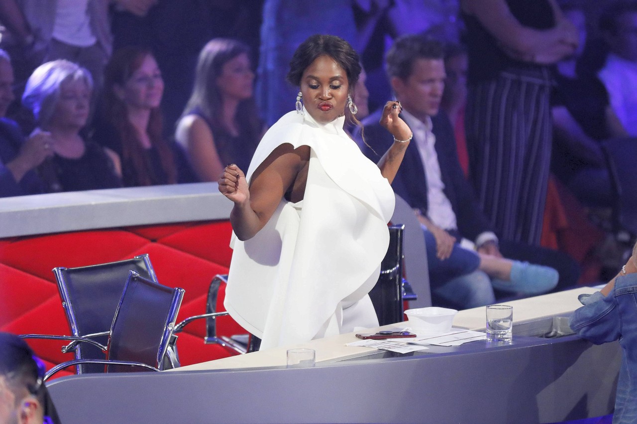 Motsi Mabuse ist Inhaberin einer eigenen Tanzschule.