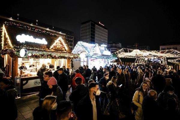 essen-weihnachtsmarkt.jpg