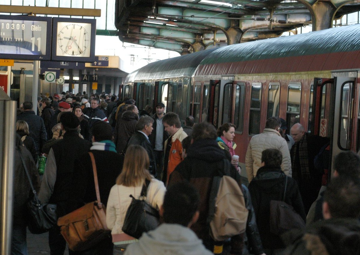 kyrill duisburg bahnhof 2.jpg