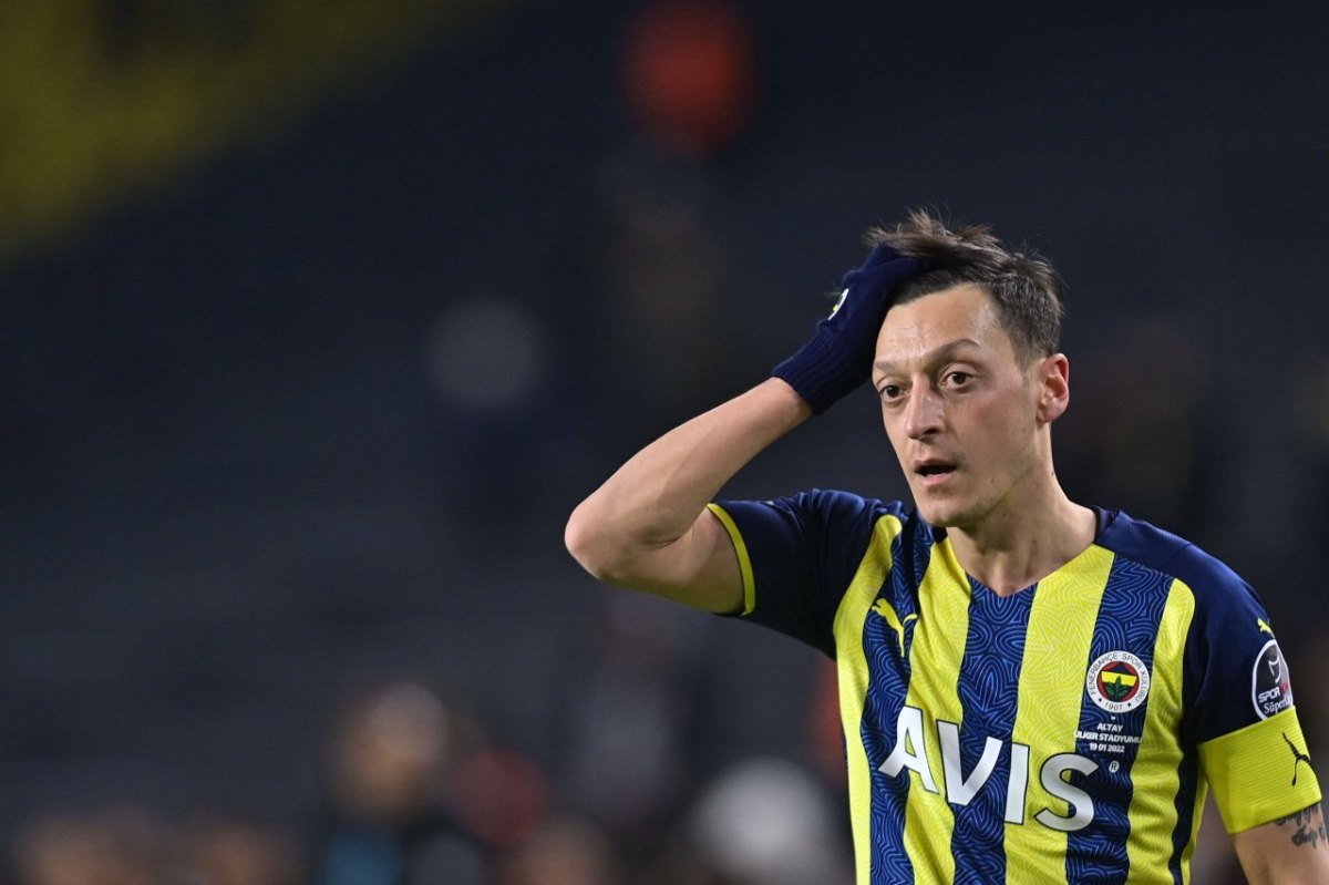 mesut-özil