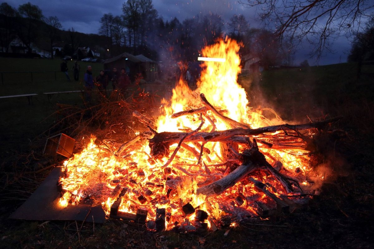 osterfeuer