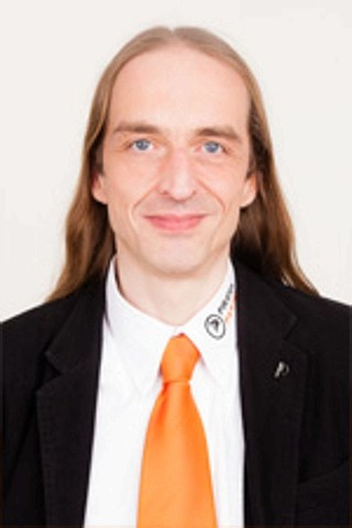Auf Listenplatz Nummer 20: Olaf Wegner, 45 Jahre alt, Systemadministrator aus Wuppertal. Parteimitglied seit 2009.