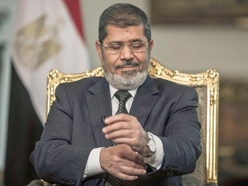 Fer damalige ägyptische Präsidnet Mohammed Mursi, aufgenommen am 4. Mai2013 in Kairo. In Ägypten soll nach Angaben des Militärs der Präsident des obersten Verfassungsgerichts vorläufig die Geschicke des Landes lenken.