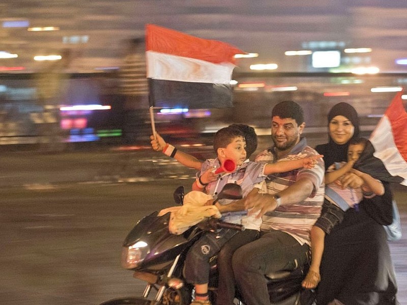 Freude in Ägypten: Präsident Mohammed Mursi ist am Mittwoch entmachtet worden, nachdem am Nachmittag das Ultimatum des Militärs ausgelaufen war.