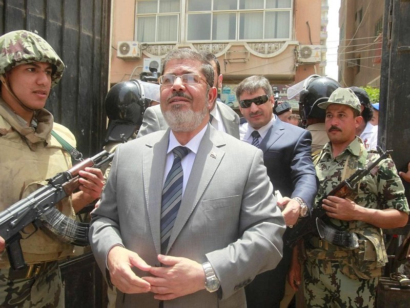 Mursi, der im Mai 2012 demokratisch gewählt wurde (hier ein Archivbild), ist nach der Absetzung von der Armee festgenommen worden. Er werde nun vorsorglich festgehalten, heißt es.