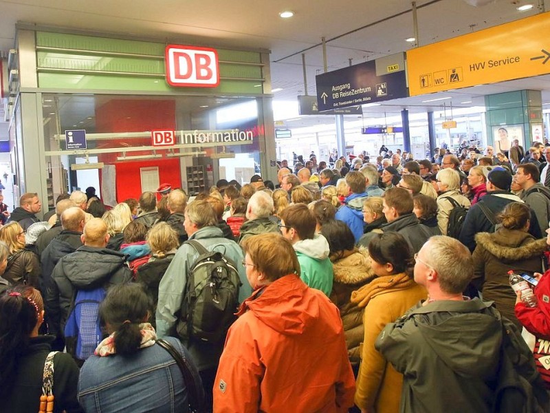 Warten und Raten: Wie geht es weiter im Bahnverkehr?