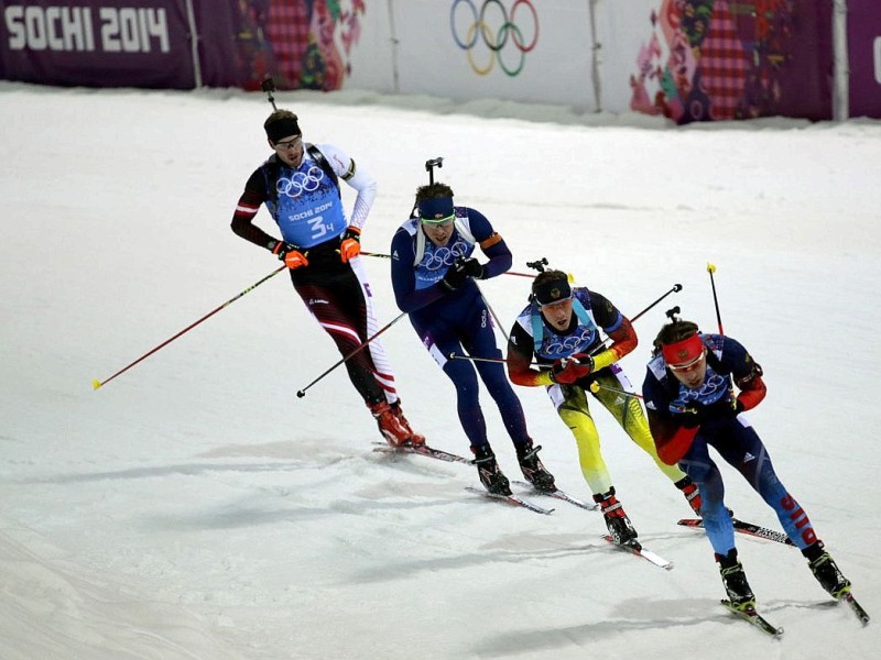 Die Biathleten steckten die harsche Kritik der letzten Tage und den Schock des deutschen Doping-Falls bravurös weg - In der Staffel mussten Erik Lesser, Daniel Böhm, Arnd Peiffer und Simon Schempp nur den Russen hinterher sehen - Silber!