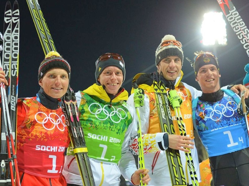 Die Biathleten steckten die harsche Kritik der letzten Tage und den Schock des deutschen Doping-Falls bravurös weg - In der Staffel mussten Erik Lesser, Daniel Böhm, Arnd Peiffer und Simon Schempp nur den Russen hinterher sehen - Silber!