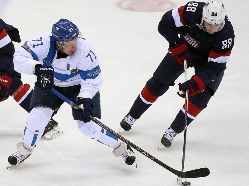 Finnland sichert sich im Eishockey die Bronzemedaille. Obwohl die USA das erste Drittel im Spiel um Platz drei klar dominierten, feierten die Finnen am Ende ein klares 5:0.