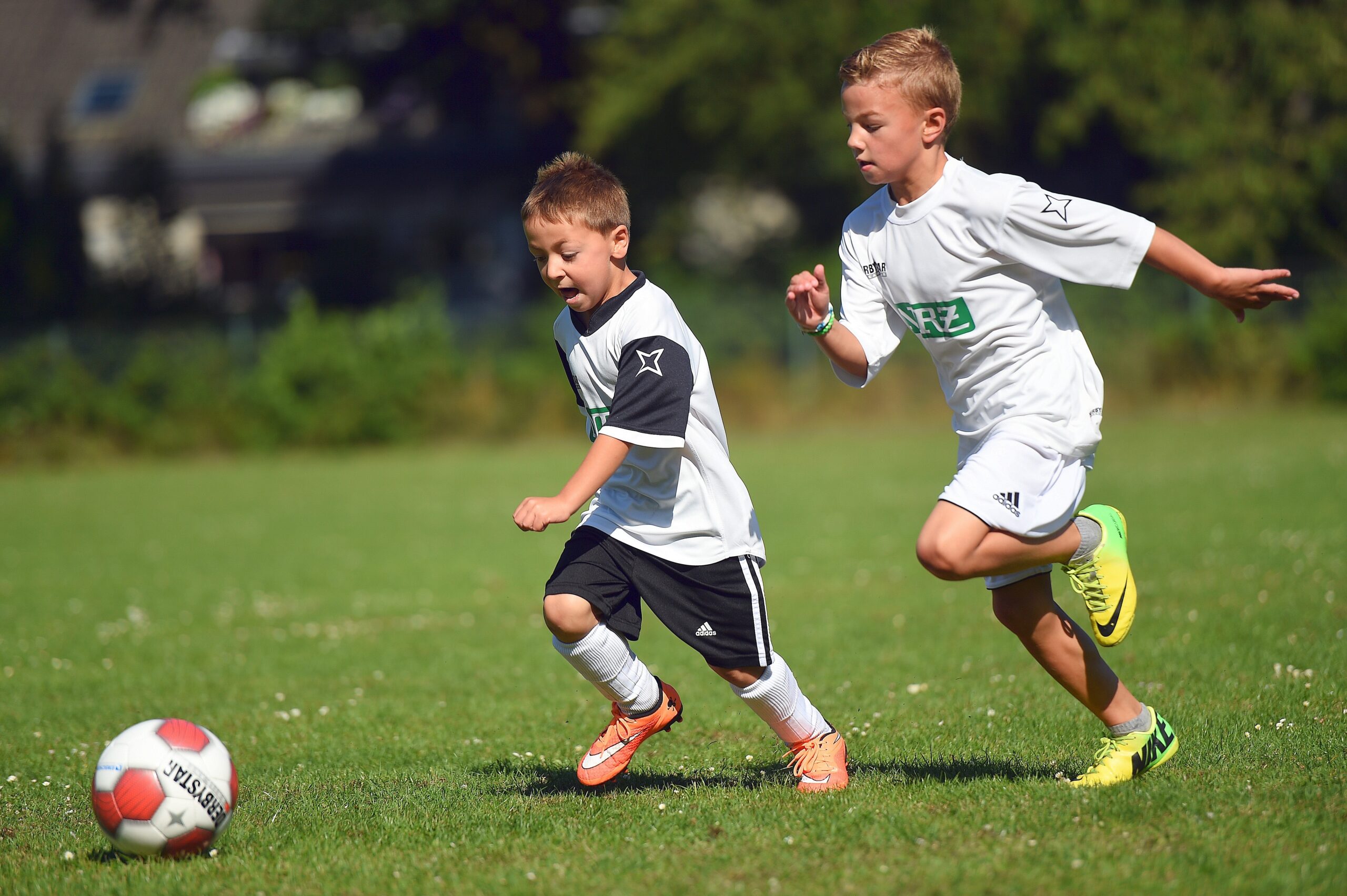 NRZ Ferienfußballcamp.