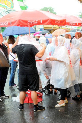 Crange steht Kopf. Bis zum 14. August lockt die 576. Cranger Kirmes zum großen Rummel.