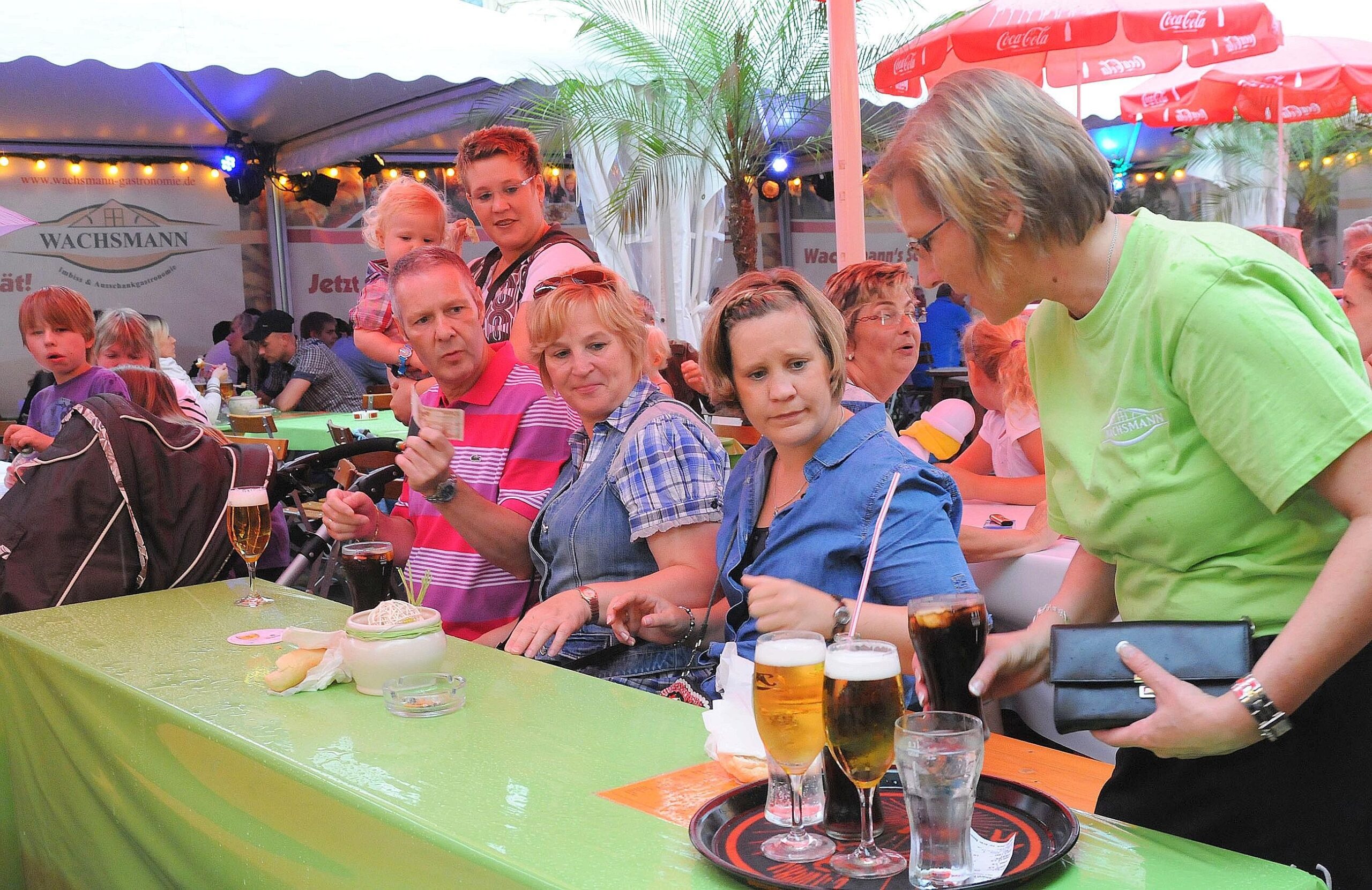 Crange steht Kopf. Bis zum 14. August lockt die 576. Cranger Kirmes zum großen Rummel.